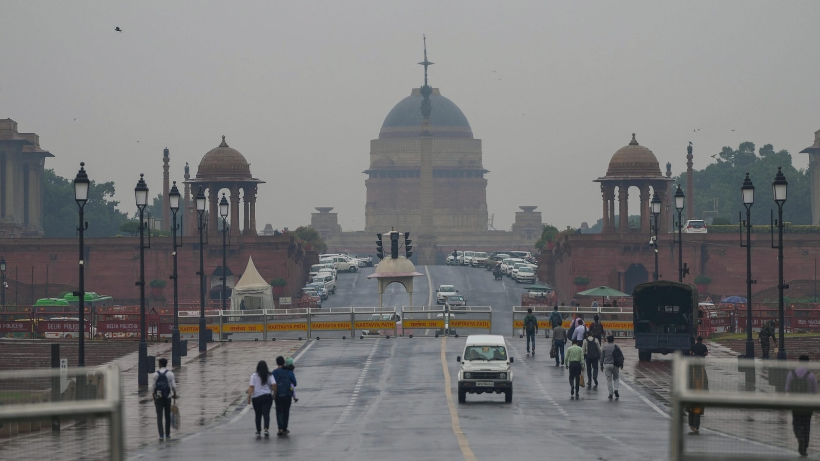 Delhi-NCR blessed with rain amid rising air pollution, X reacts