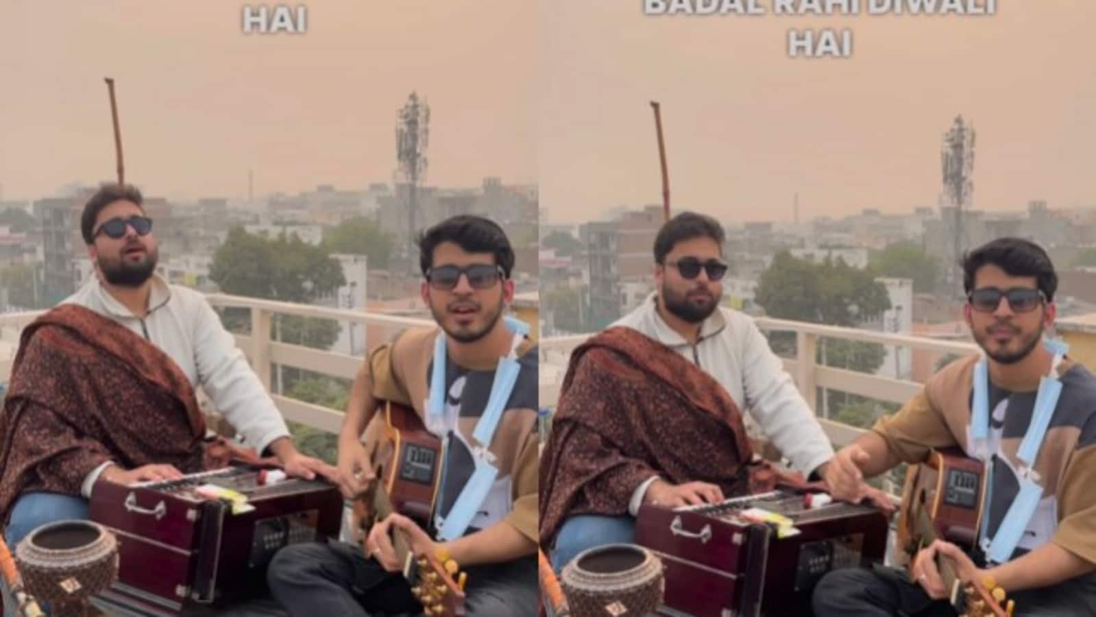 Duo's melody on Delhi's air pollution strikes a chord with netizens. Watch