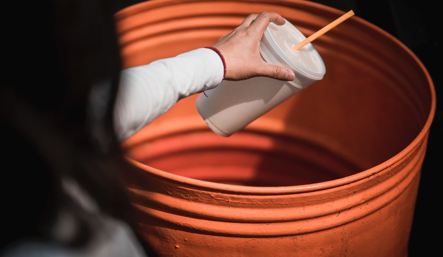 Man takes sip of milkshake ordered from Grubhub, it turns out to be pee. Company responds