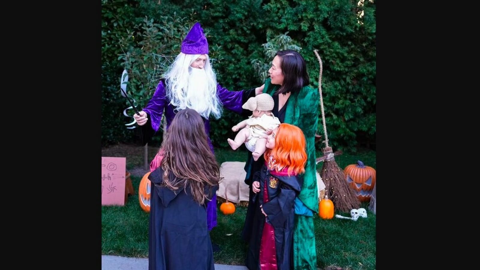 Mark Zuckerberg becomes Dumbledore for Halloween. Wife, kids dress up as…